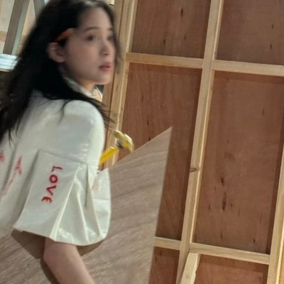宝藏!ins风可爱小众真人女生头像来袭 女生头像 第4张 宝藏!ins风可爱小众真人女生头像来袭 女生头像 第4张