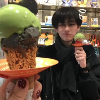 超火ins风情侣头像 情侣头像 第1张