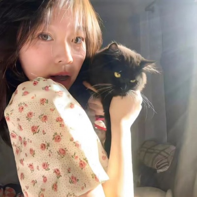 超绝!可爱纯欲文艺风与动物合拍的女生头像来啦 女生头像 第6张 超绝!可爱纯欲文艺风与动物合拍的女生头像来啦 女生头像 第6张