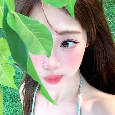 被这组绿色氛围感女头美哭啦! 女生头像 第5张 被这组绿色氛围感女头美哭啦! 女生头像 第5张