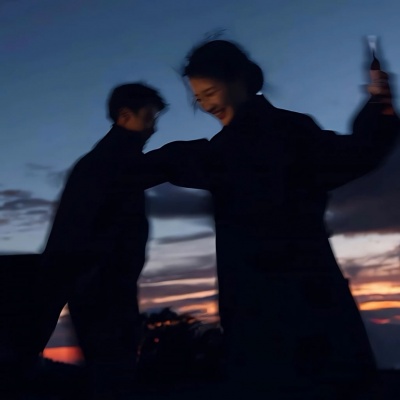 氛围感拉满的双人情头来啦🥰 情侣头像 第3张