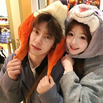 双人超甜真人情头💕 情侣头像 第4张