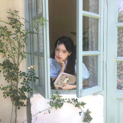 姐妹们，挖到小众高级干净风女生头像啦🥰 女生头像 第2张
