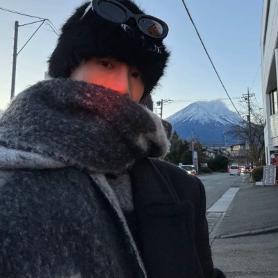 超绝!ins风帅气个性酷男头像推荐 男生头像 第7张 超绝!ins风帅气个性酷男头像推荐 男生头像 第7张