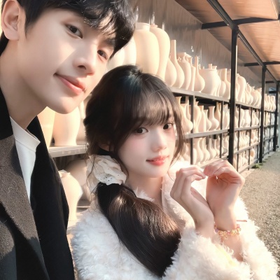 超甜!情侣真人情头一左一右 情侣头像 第5张 超甜!情侣真人情头一左一右 情侣头像 第5张