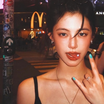小众却惊艳的头像小红书女,被狠狠惊艳到 女生头像 第10张 小众却惊艳的头像小红书女,被狠狠惊艳到 女生头像 第10张