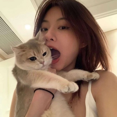 超萌来袭!和动物合拍的女生头像 女生头像 第3张 超萌来袭!和动物合拍的女生头像 女生头像 第3张