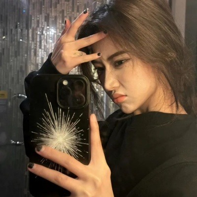 意境氛围女生微信头像，有着满满的故事感
