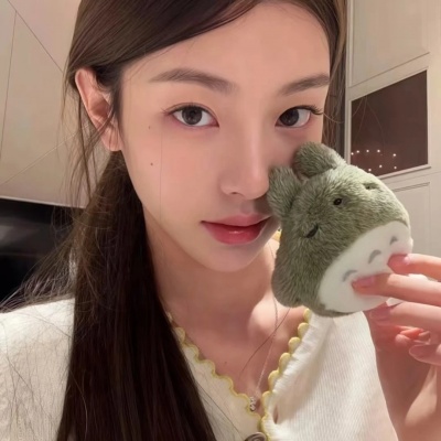 小众却惊艳的头像小红书女,被狠狠惊艳到 女生头像 第1张 小众却惊艳的头像小红书女,被狠狠惊艳到 女生头像 第1张