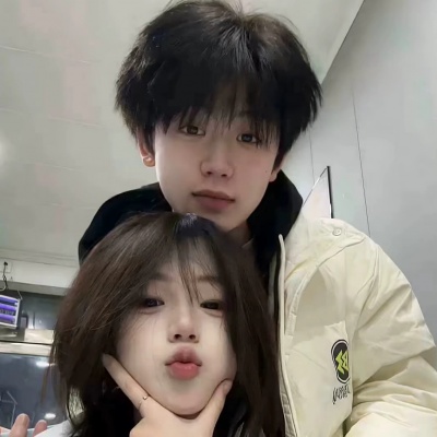 超甜!情侣真人情头一左一右 情侣头像 第4张 超甜!情侣真人情头一左一右 情侣头像 第4张