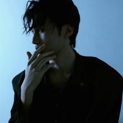 高级感还耐看的男生头像​🎯 男生头像 第6张