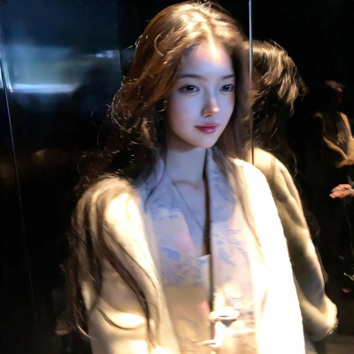 性感多金名媛女生头像，绝美！