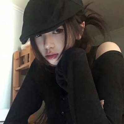 狠狠心动!慵懒感个性女头推荐✨ 女生头像 第4张 狠狠心动!慵懒感个性女头推荐✨ 女生头像 第4张