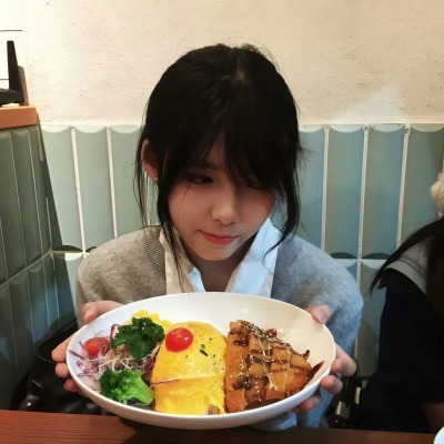 氛围感拉满的ins文艺感气质女生头像来啦 女生头像 第9张 氛围感拉满的ins文艺感气质女生头像来啦 女生头像 第9张