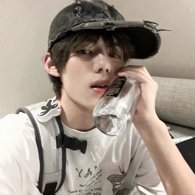 帅气小众男生头像,每一张都有着独特的风格 男生头像 第2张 帅气小众男生头像,每一张都有着独特的风格 男生头像 第2张