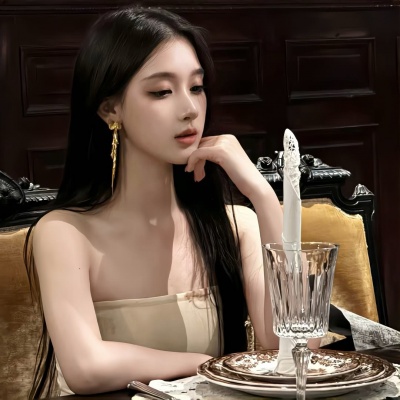 被狠狠拿捏的贵气感多金女生头像 女生头像 第2张 被狠狠拿捏的贵气感多金女生头像 女生头像 第2张
