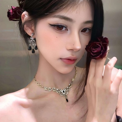 千金气质高级感女生头像来袭 女生头像 第9张