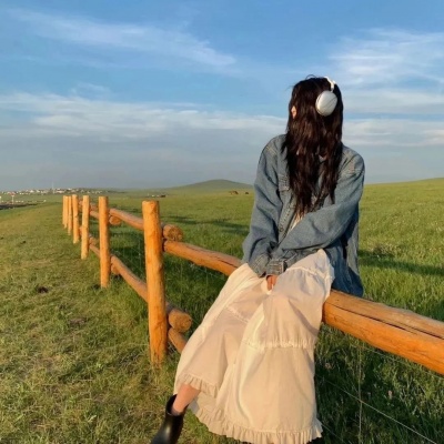 氛围感头像女自由感,充满了自由的气息 女生头像 第1张 氛围感头像女自由感,充满了自由的气息 女生头像 第1张