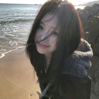 被狠狠拿捏的松弛慵懒感女生头像✨ 女生头像 第2张 被狠狠拿捏的松弛慵懒感女生头像✨ 女生头像 第2张
