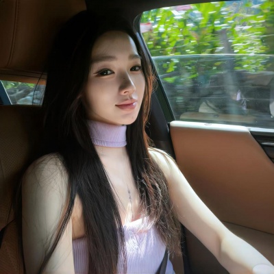 美到窒息！这些ins高级质感女头像太绝啦 女生头像 第2张