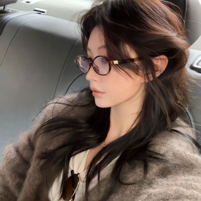 挖到宝啦！超绝ins个性小众女生头像 女生头像 第8张
