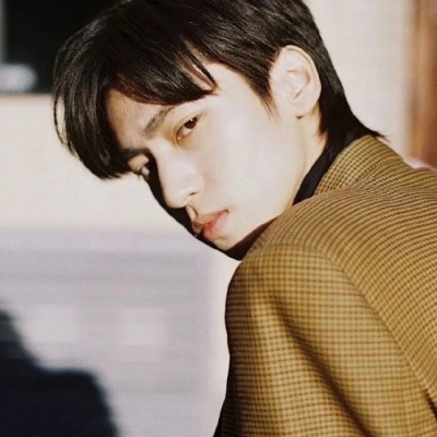 高质量ins氛围感男生头像，宝藏收藏 男生头像 第6张