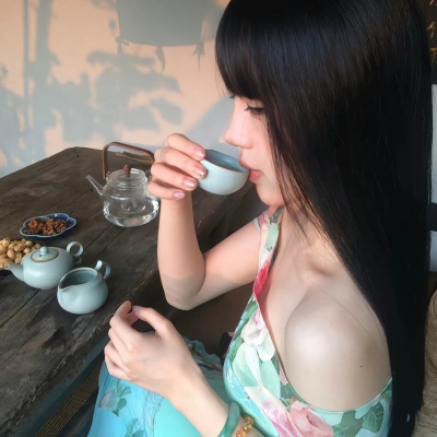 Ins超酷气质女生头像来了 女生头像 第1张