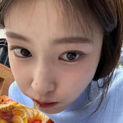 小众ins原宿风女头✨ 女生头像 第7张