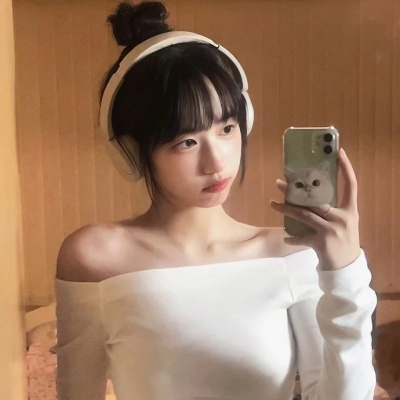 可爱又不做作的小众女生头像✨ 女生头像 第1张