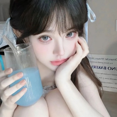 氛围感拉满的高级感ins女生头像推荐✨ 女生头像 第1张 氛围感拉满的高级感ins女生头像推荐✨ 女生头像 第1张