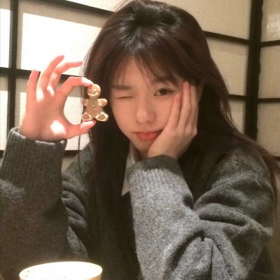 氛围感拉满的真人女头来啦✨ 女生头像 第3张