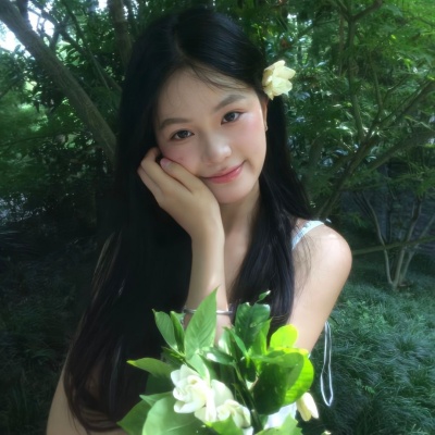 🌿真人森系明媚治愈风春天女生头像来袭 女生头像 第6张 🌿真人森系明媚治愈风春天女生头像来袭 女生头像 第6张