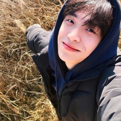 超绝！小众个性帅气男生头像✨ 男生头像 第9张