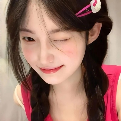 超绝！红色系甜美气质女生头像推荐🎀 女生头像 第4张
