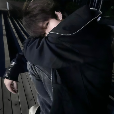被帅晕！超酷个性男头 男生头像 第1张