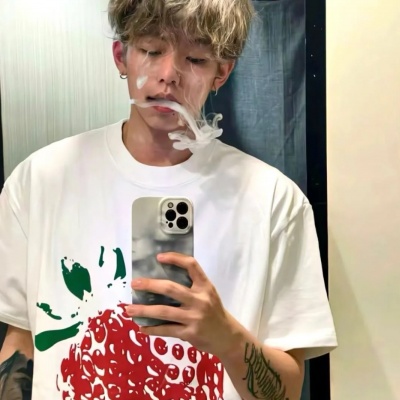 🔥超绝!ins风青春帅气男生头像来咯 男生头像 第7张 🔥超绝!ins风青春帅气男生头像来咯 男生头像 第7张