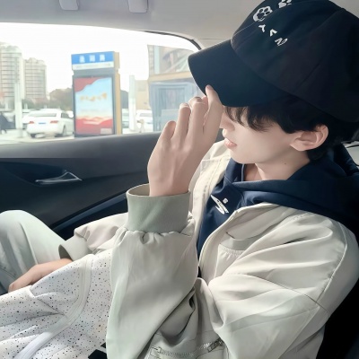 🔍挖到宝啦！青春帅气小众男生头像推荐 男生头像 第8张