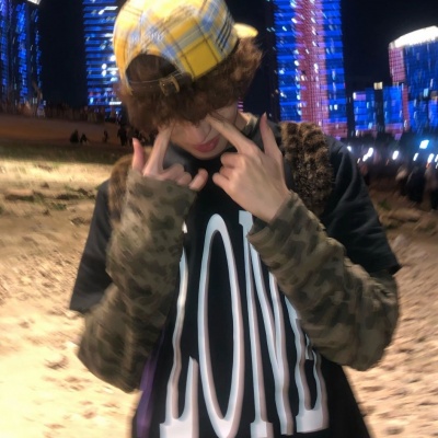 被追问无数次的ins个性小众男头来啦！ 男生头像 第1张