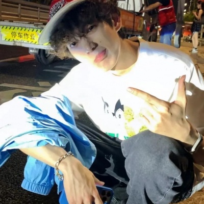 挖到宝啦！超可爱小众ins男生头像✨ 男生头像 第4张