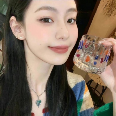 👸宝藏!ins风可爱小众女生头像精选✨ 女生头像 第10张 👸宝藏!ins风可爱小众女生头像精选✨ 女生头像 第10张