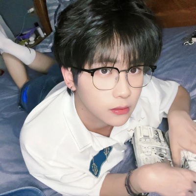 🔥超绝!ins风青春帅气男生头像来咯 男生头像 第1张 🔥超绝!ins风青春帅气男生头像来咯 男生头像 第1张