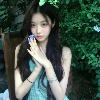 🌿森系治愈绿色氛围女生头像,爱了! 女生头像 第2张 🌿森系治愈绿色氛围女生头像,爱了! 女生头像 第2张