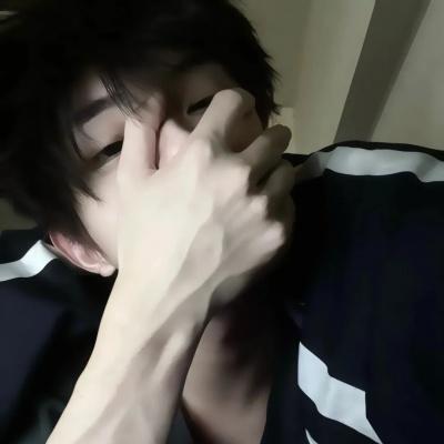 🔍挖到宝啦！青春帅气小众男生头像推荐 男生头像 第1张