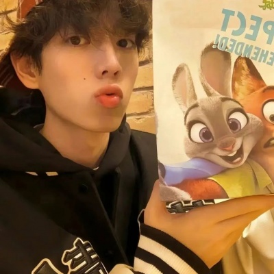 宝藏ins真人单人情头来啦✨ 情侣头像 第4张 宝藏ins真人单人情头来啦✨ 情侣头像 第4张