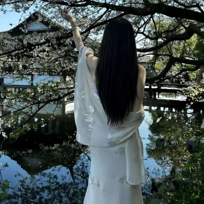 👑Get这些ins高级感千金女生头像啦! 女生头像 第6张 👑Get这些ins高级感千金女生头像啦! 女生头像 第6张
