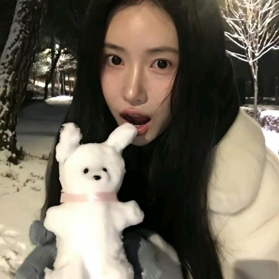 宝藏!ins小众韩系气质女生头像推荐✨ 女生头像 第1张 宝藏!ins小众韩系气质女生头像推荐✨ 女生头像 第1张