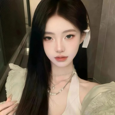 绝了！高级感ins氛围感女生头像✨ 女生头像 第1张