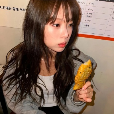萌炸啦!吃东西的可爱女生头像🥰 女生头像 第2张 萌炸啦!吃东西的可爱女生头像🥰 女生头像 第2张