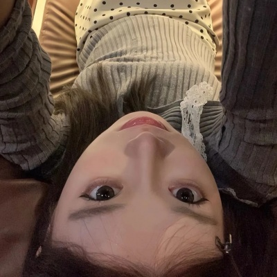 被狠狠拿捏的ins氛围气质女头✨ 女生头像 第2张