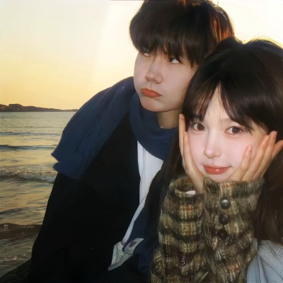 氛围感滤镜下的真人情侣头像，甜到犯规💕 情侣头像 第7张